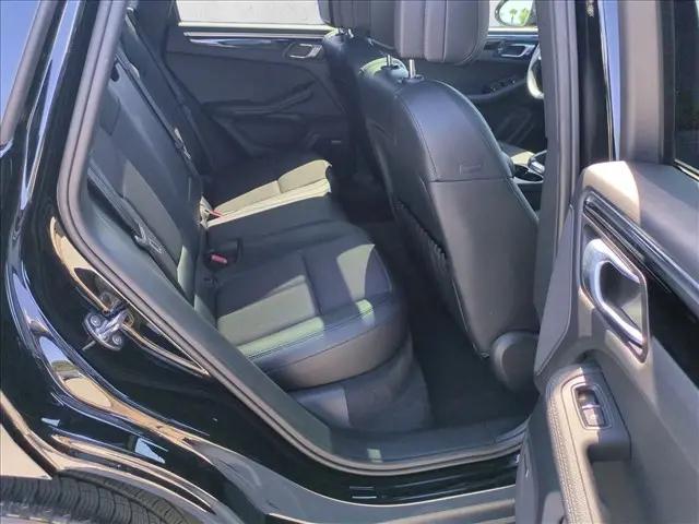 2024 Porsche Macan T