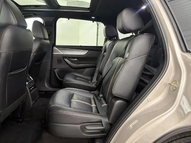 2024 Mazda X-90 Premium Plus