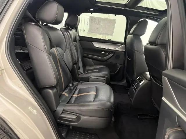 2024 Mazda X-90 Premium Plus