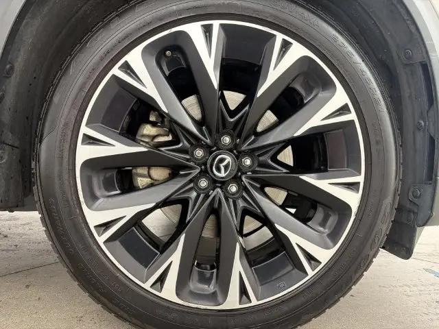 2024 Mazda X-90 Premium Plus