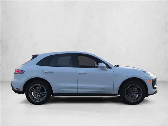2023 Porsche Macan Macan