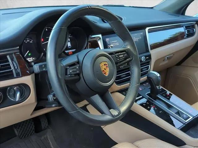 2023 Porsche Macan Macan