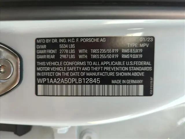 2023 Porsche Macan Macan