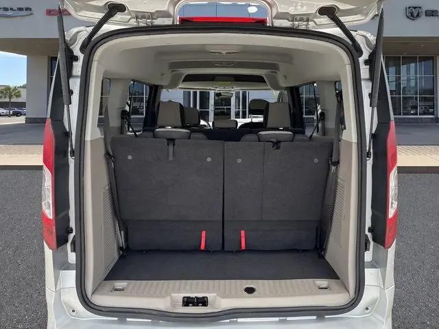 2017 Ford Transit Connect XLT