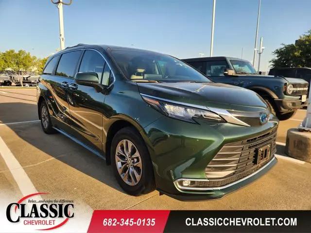 2024 Toyota Sienna XLE for sale in Grapevine, TX