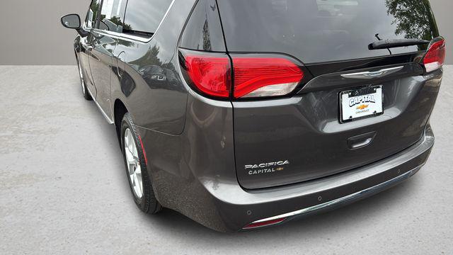 2017 Chrysler Pacifica Touring-L Plus