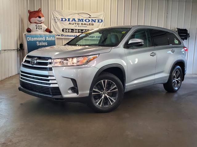 2017 Toyota Highlander LE for sale in Portage, MI