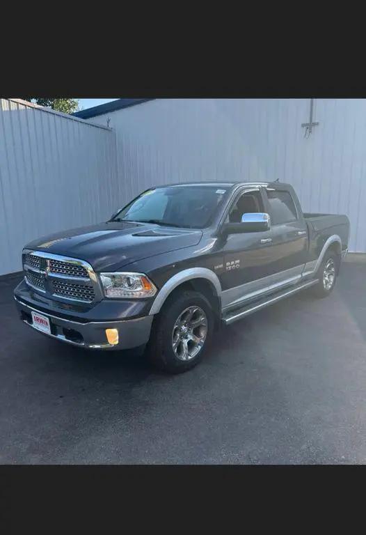 2017 Ram 1500 Laramie Crew Cab 4x4 6'4" Box for sale in Paterson, NJ