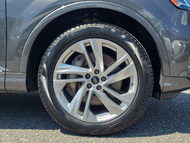 2021 Audi Q7 Premium Plus 45 TFSI quattro Tiptronic