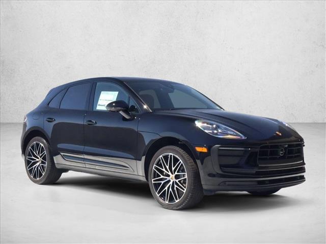 2026 Porsche Macan AWD