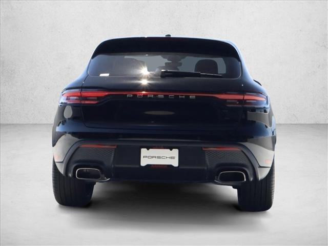 2026 Porsche Macan AWD