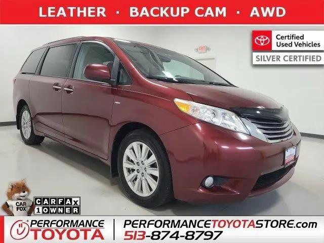 2017 Toyota Sienna XLE 7 Passenger for sale in Fairfield, OH