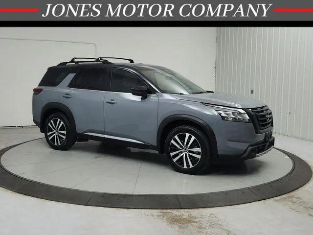 2024 Nissan Pathfinder Platinum 4WD for sale in Savannah, TN