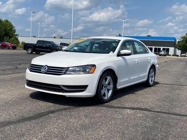 2013 Volkswagen Passat 2.5L SE for sale in Flint, MI