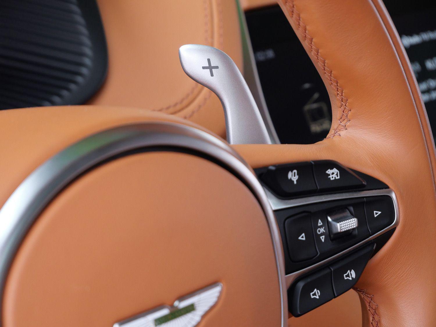 2023 Aston Martin DBX Base - Photo 7