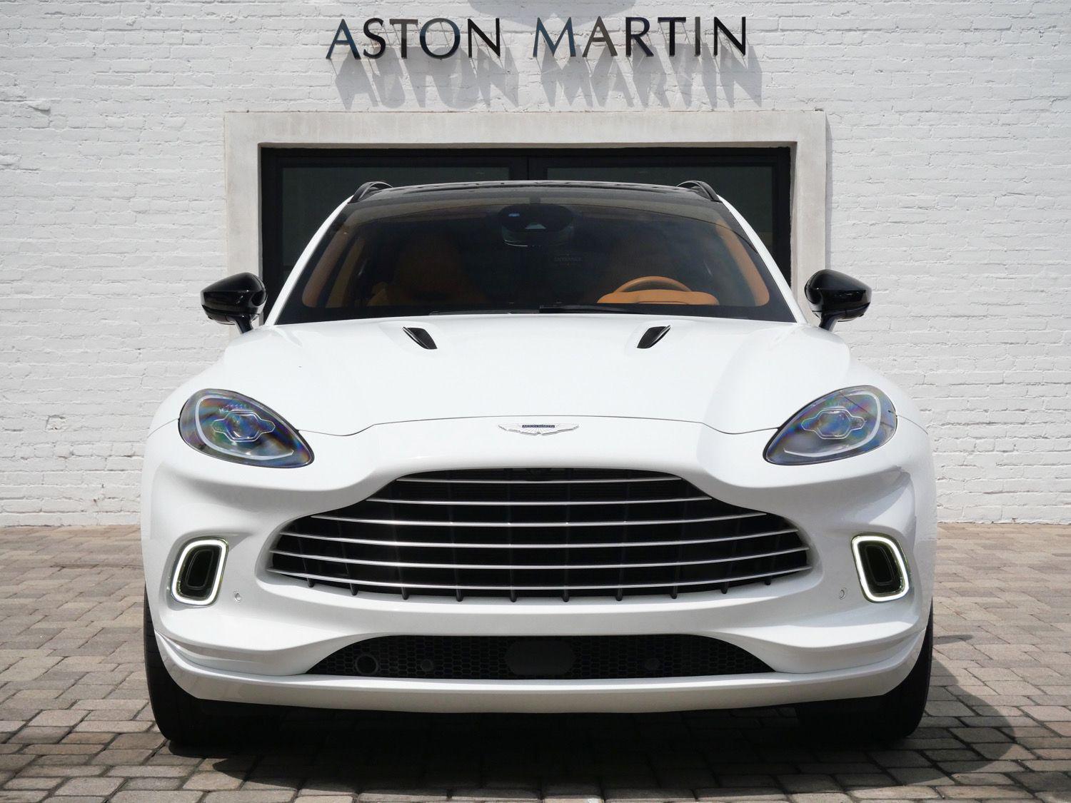 2023 Aston Martin DBX Base - Photo 8