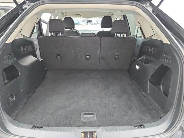 2018 Ford Edge SE