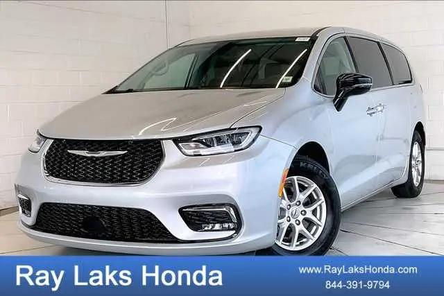 2024 Chrysler Pacifica Touring L for sale in Orchard Park, NY