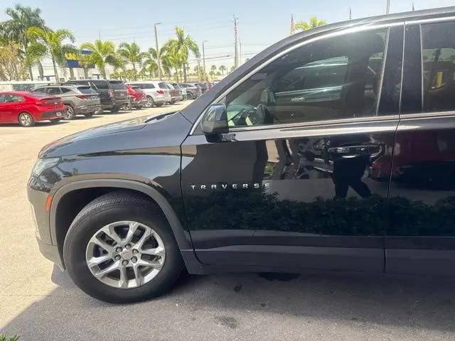 2023 Chevrolet Traverse FWD LS