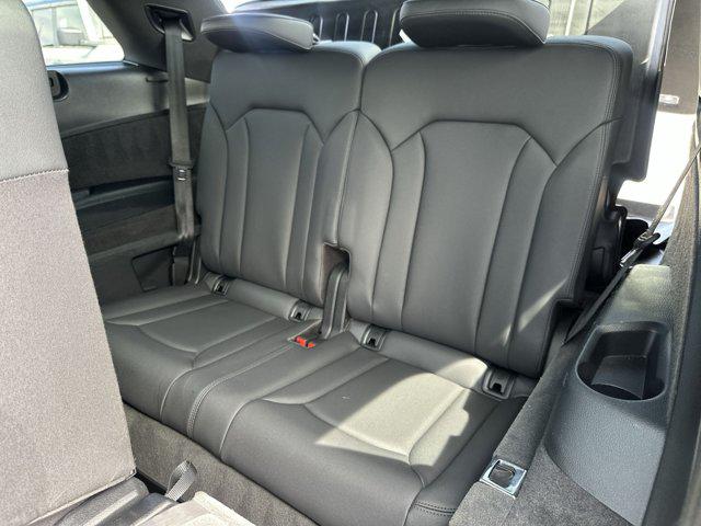 2021 Audi Q7 Premium Plus 45 TFSI quattro Tiptronic