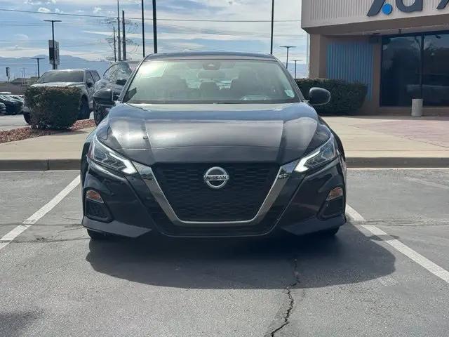 2022 Nissan Altima SR FWD