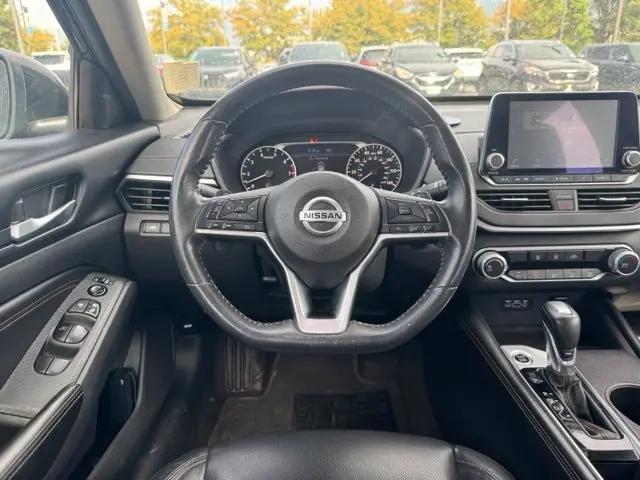 2022 Nissan Altima SR FWD