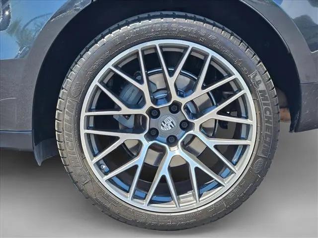 2019 Porsche Macan S