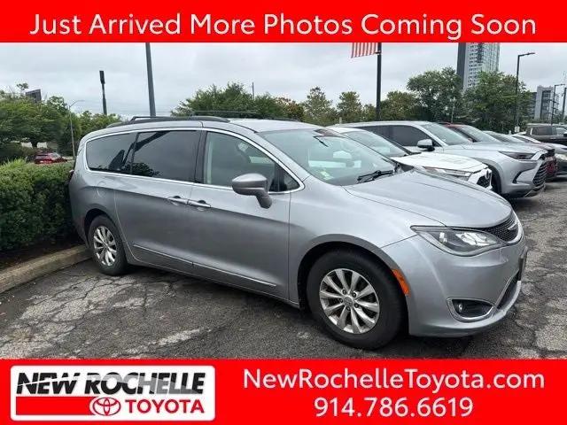 2017 Chrysler Pacifica Touring-L for sale in New Rochelle, NY