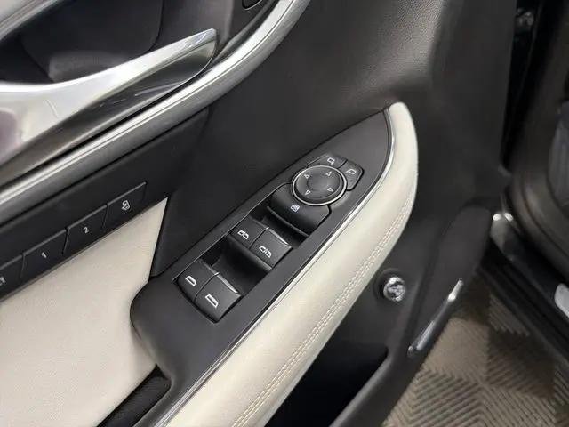 2025 Buick Envision Avenir AWD