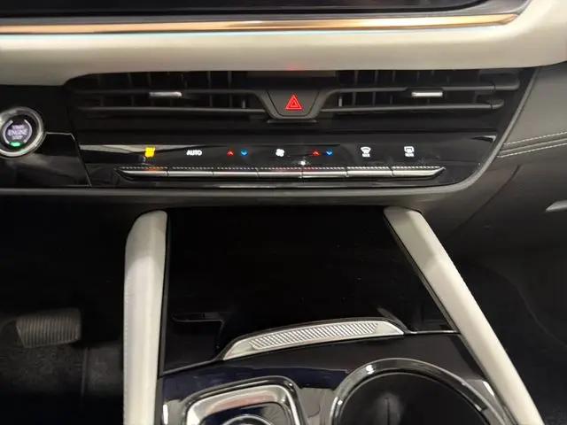 2025 Buick Envision Avenir AWD