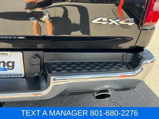 2019 Ram 1500 Laramie Crew Cab 4x4 57 Box