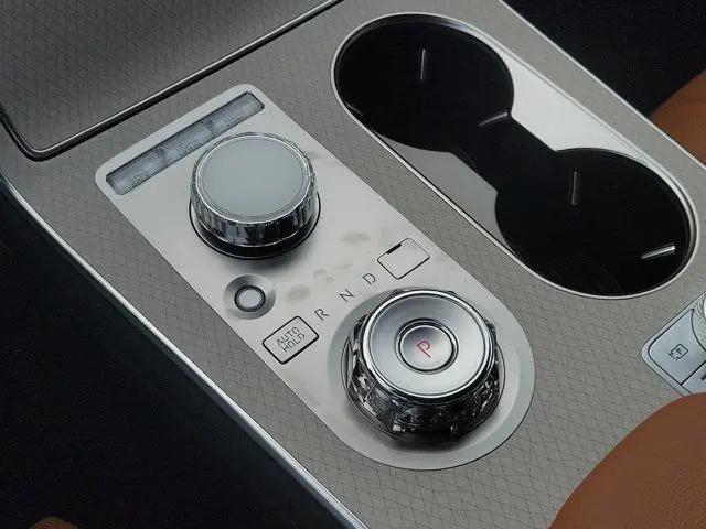 2027 Genesis GV80 2.5T Prestige