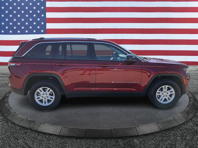 2023 Jeep Grand Cherokee Laredo 4x2 2023 Jeep Grand Cherokee Laredo 4x2