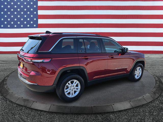 2023 Jeep Grand Cherokee Laredo 4x2 2023 Jeep Grand Cherokee Laredo 4x2