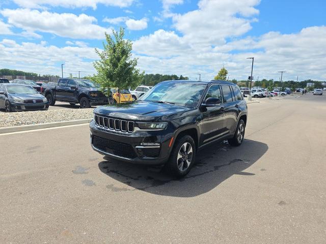 2024 Jeep Grand Cherokee Base for sale in Flint, MI