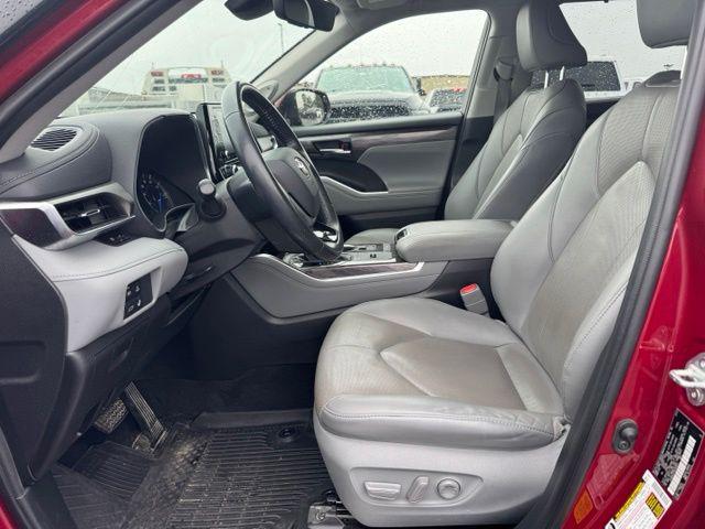 2021 Toyota Highlander Hybrid Limited