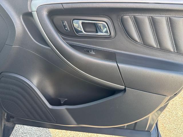 2015 Ford Taurus SEL