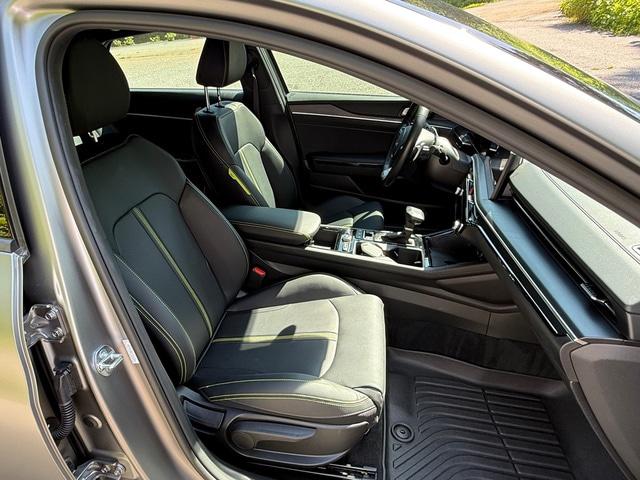 2025 Kia K5 GT