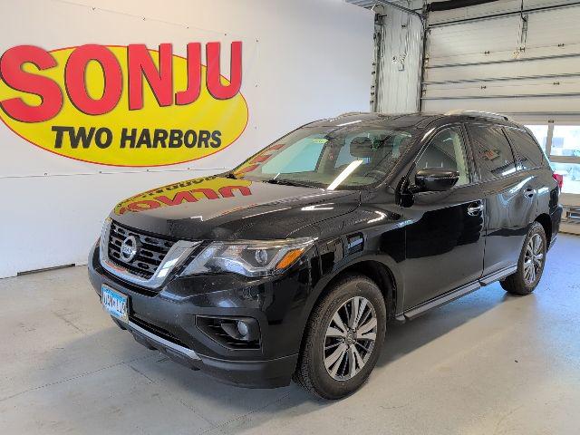 2019 Nissan Pathfinder SV for sale in Two Harbors, MN