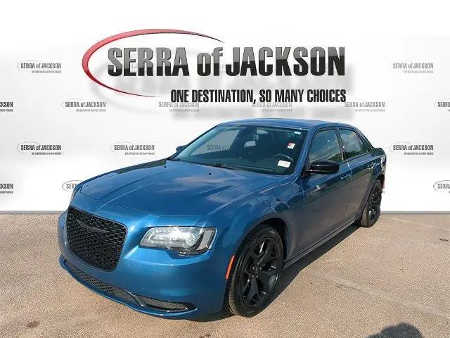 2022 Chrysler 300 Touring
