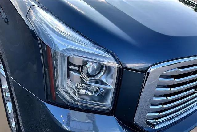 2020 GMC Yukon 4WD SLT