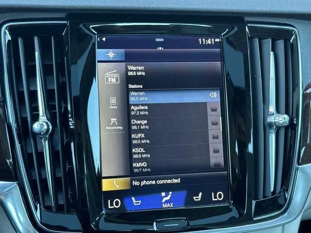 2017 Volvo S90 T6 Momentum