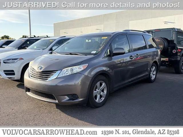2017 Toyota Sienna LE 8 Passenger for sale in Glendale, AZ