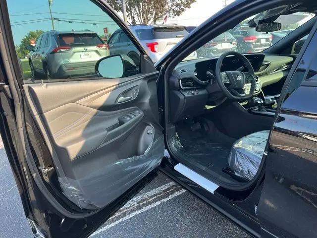 2026 Buick NV Sport Touring FWD