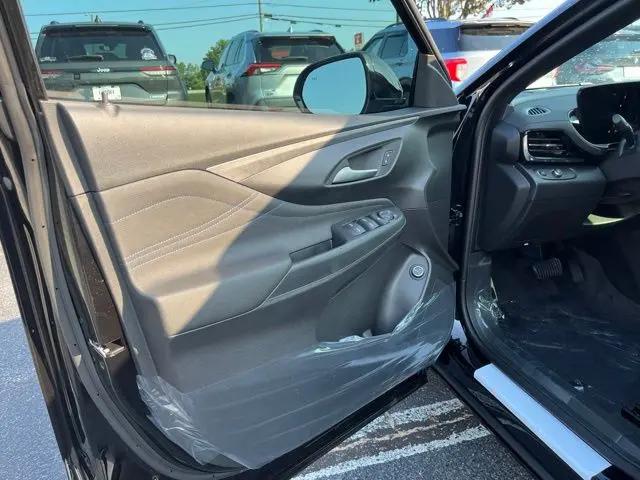 2026 Buick NV Sport Touring FWD