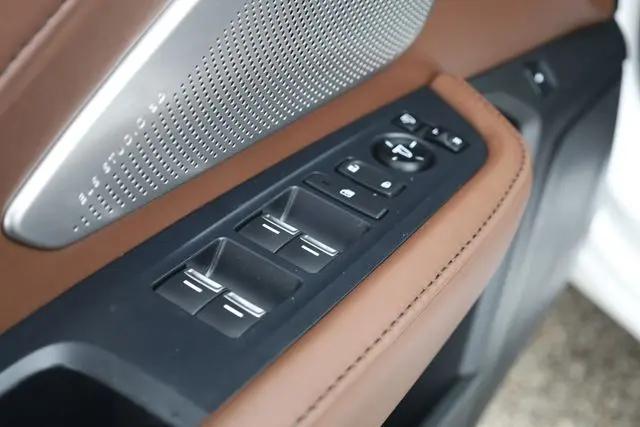 2025 Acura RDX Advance