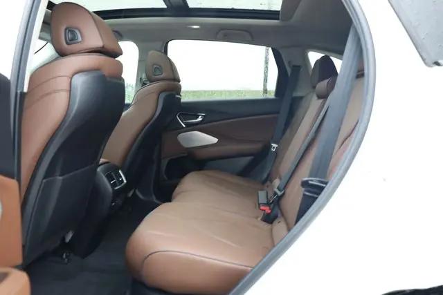 2025 Acura RDX Advance