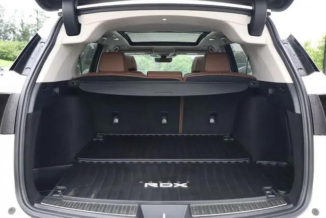 2025 Acura RDX Advance