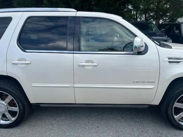 2012 Cadillac Escalade Premium