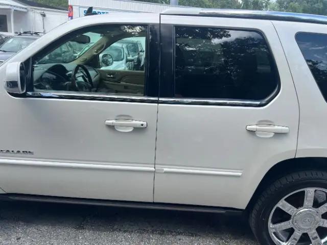 2012 Cadillac Escalade Premium